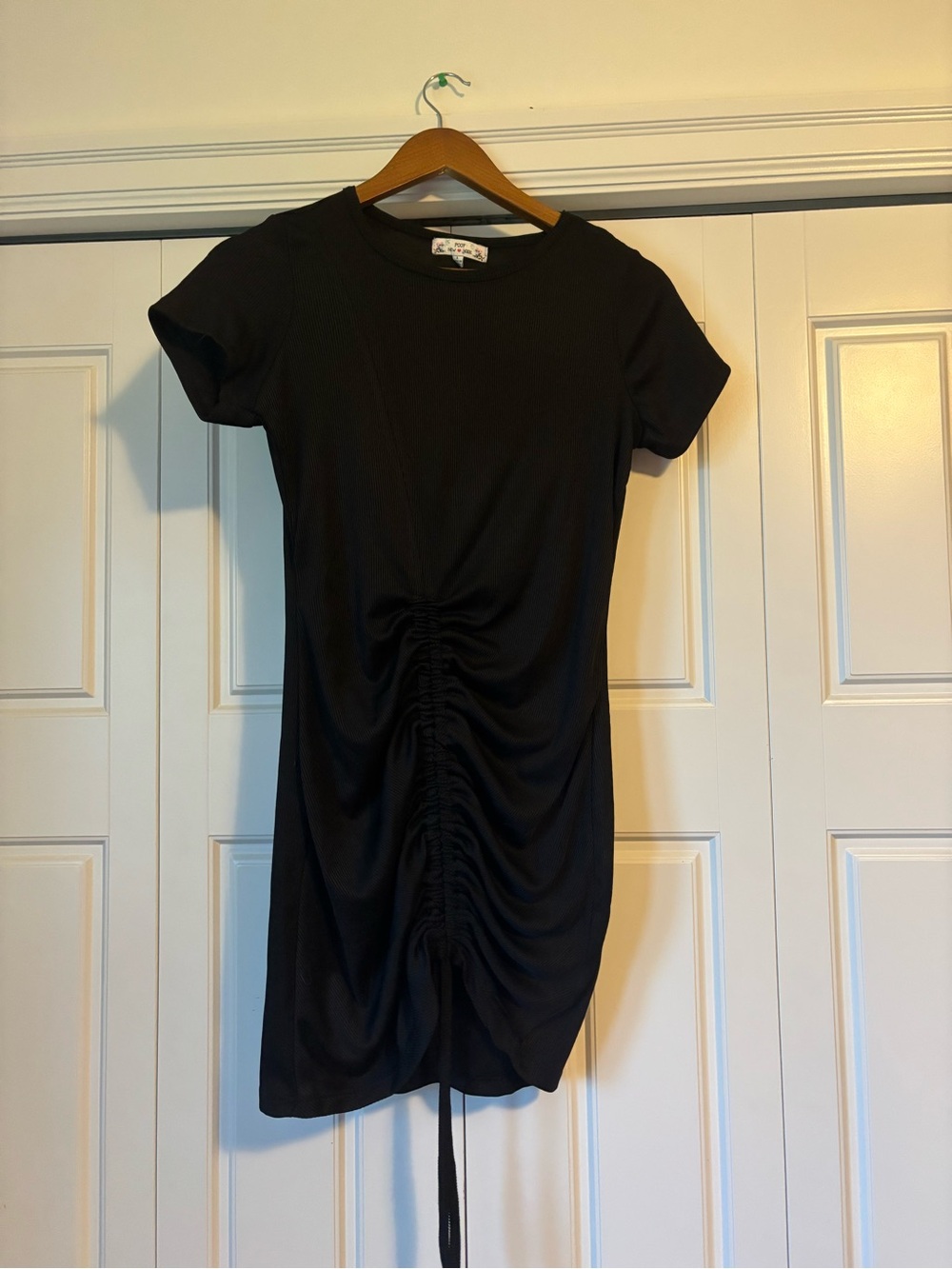 ☀️ Poof New York ☀️ little black dress